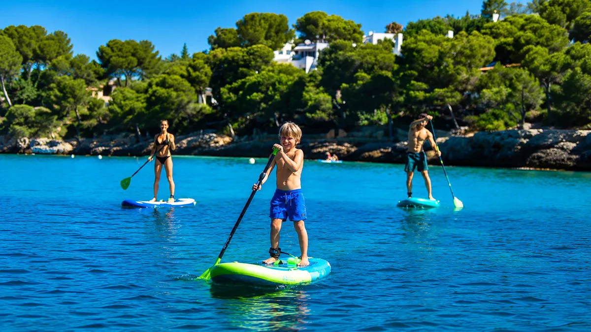 Stand-up paddle sur la rade de Villefranche-sur-Mer